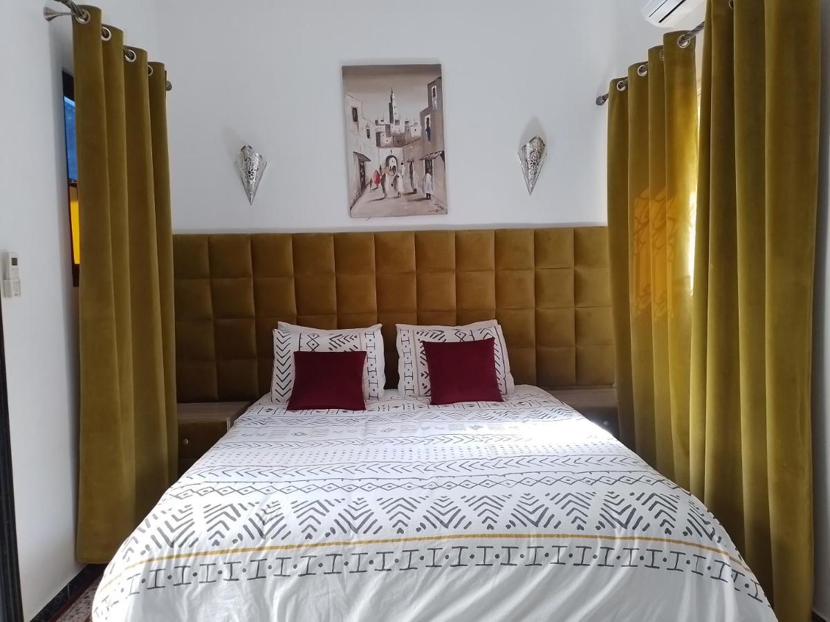 Un Riad Pour Se Divertir En Famille & Se Detendre Marrakesch Exterior foto